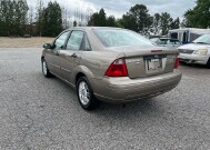 2005 Ford Focus in Hickory, NC 28602-5144 - 2035306 5