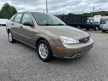 2005 Ford Focus in Hickory, NC 28602-5144