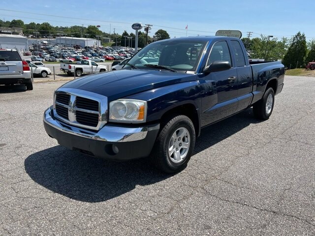 2005 Dodge Dakota in Hickory, NC 28602-5144 - 2035307 14