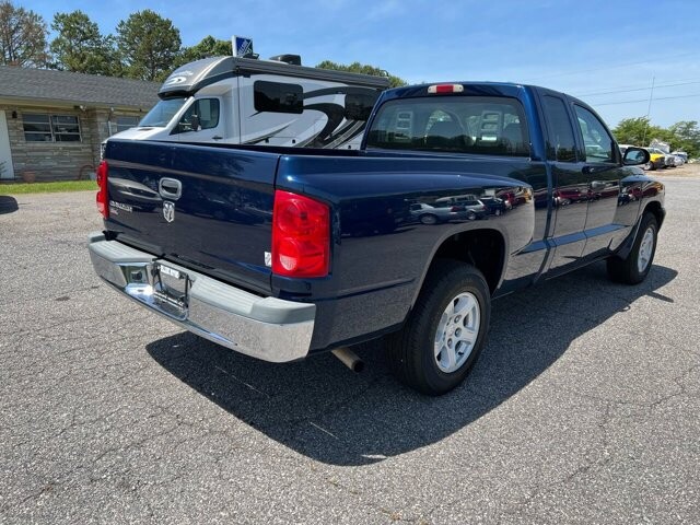 2005 Dodge Dakota in Hickory, NC 28602-5144 - 2035307 18