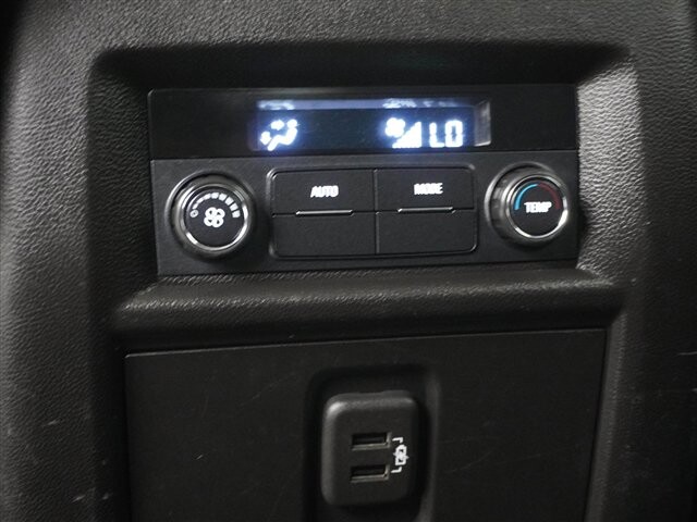 2019 Chevrolet Traverse in Cincinnati, OH 45251-2402 - 2035381 38