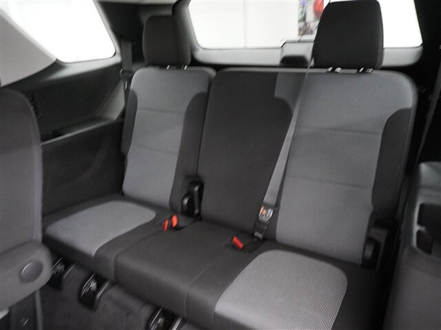 2019 Chevrolet Traverse in Cincinnati, OH 45251-2402 - 2035381 18