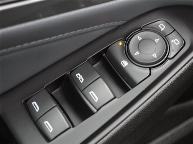 2019 Chevrolet Traverse in Cincinnati, OH 45251-2402 - 2035381 28