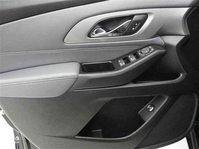 2019 Chevrolet Traverse in Cincinnati, OH 45251-2402 - 2035381 24