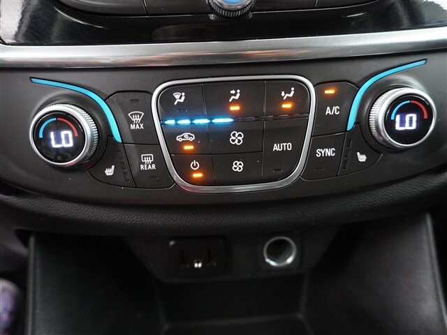 2019 Chevrolet Traverse in Cincinnati, OH 45251-2402 - 2035381 46