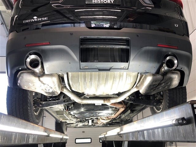 2019 Chevrolet Traverse in Cincinnati, OH 45251-2402 - 2035381 10