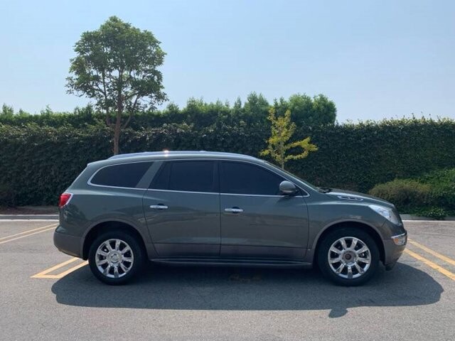 2011 Buick Enclave in COSTA MESA, CA 92626 - 2037201 27