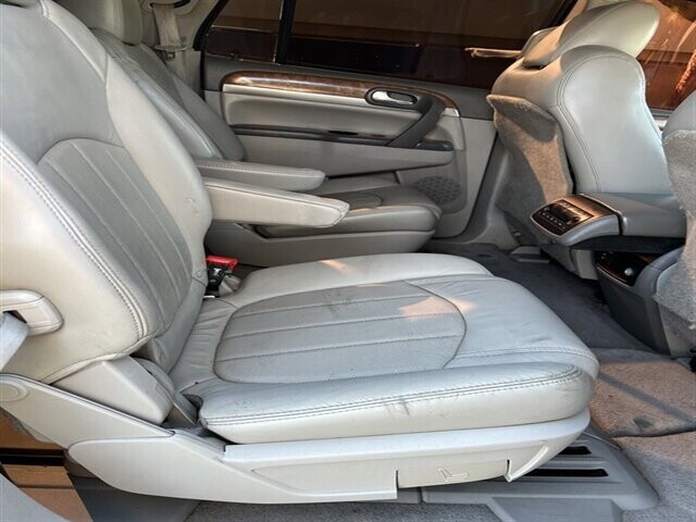 2011 Buick Enclave in COSTA MESA, CA 92626 - 2037201 8