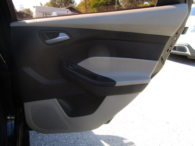 2017 Ford Focus in Tampa, FL 33604-6914 - 2039458 18