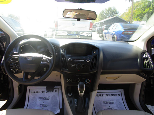 2017 Ford Focus in Tampa, FL 33604-6914 - 2039458 3