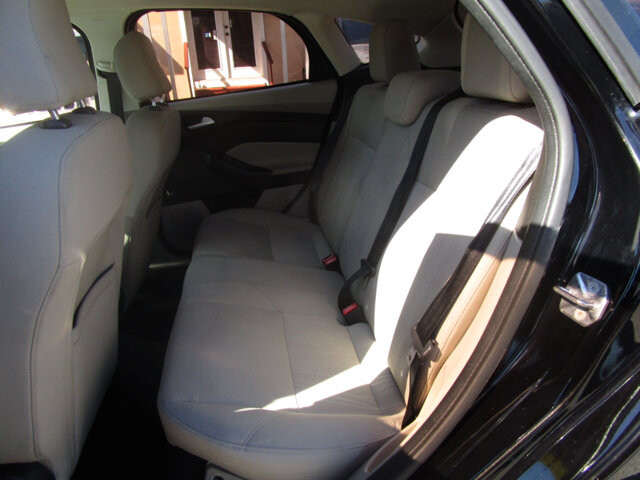 2017 Ford Focus in Tampa, FL 33604-6914 - 2039458 10