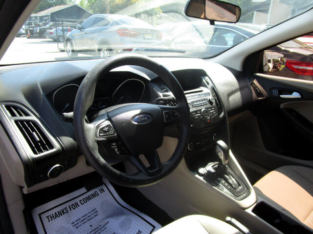 2017 Ford Focus in Tampa, FL 33604-6914 - 2039458 70