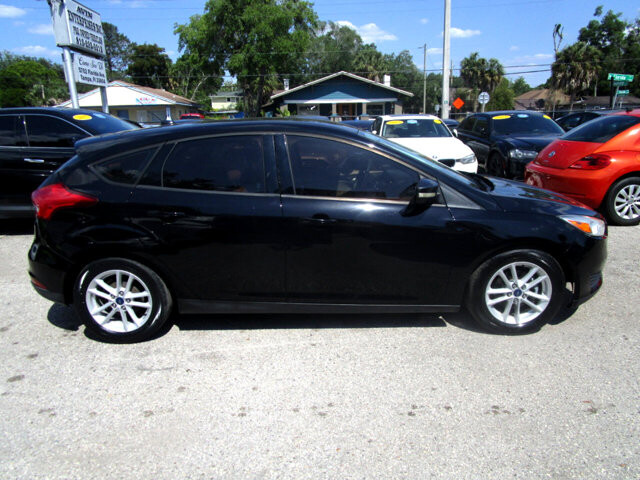 2017 Ford Focus in Tampa, FL 33604-6914 - 2039458 85