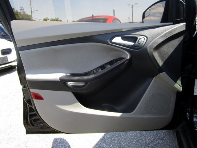 2017 Ford Focus in Tampa, FL 33604-6914 - 2039458 73