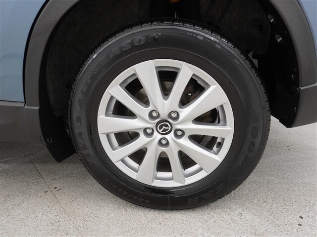2016 Mazda CX-5 in Cincinnati, OH 45251-2402 - 2039477 44