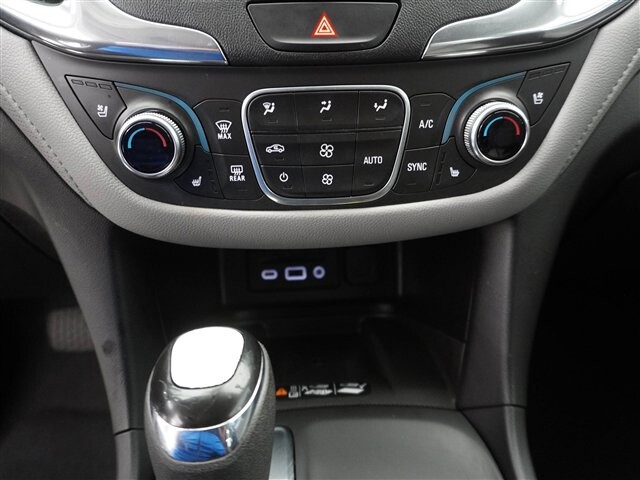 2020 Chevrolet Equinox in Cincinnati, OH 45251-2402 - 2039478 49