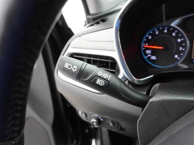 2020 Chevrolet Equinox in Cincinnati, OH 45251-2402 - 2039478 43