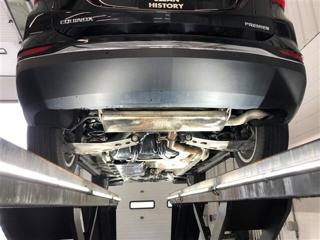 2020 Chevrolet Equinox in Cincinnati, OH 45251-2402 - 2039478 10