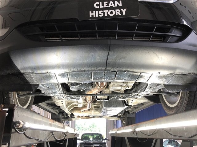 2020 Chevrolet Equinox in Cincinnati, OH 45251-2402 - 2039478 4