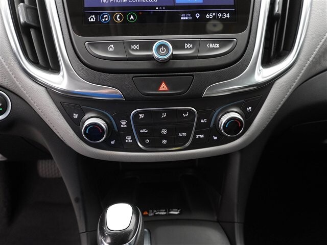 2020 Chevrolet Equinox in Cincinnati, OH 45251-2402 - 2039478 48