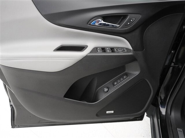 2020 Chevrolet Equinox in Cincinnati, OH 45251-2402 - 2039478 28