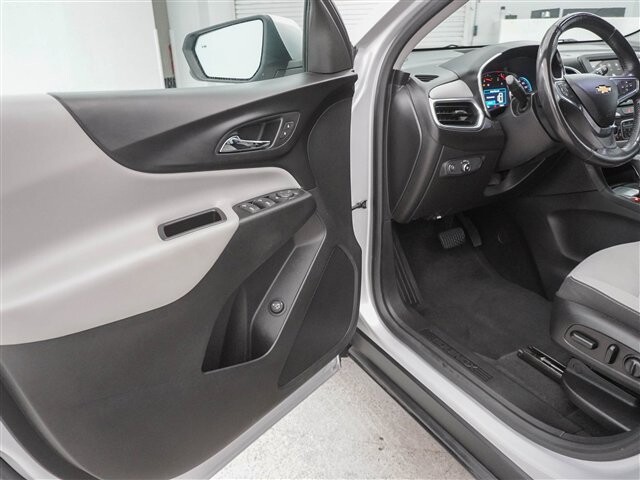 2019 Chevrolet Equinox in Cincinnati, OH 45251-2402 - 2041743 3