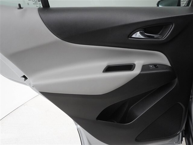 2019 Chevrolet Equinox in Cincinnati, OH 45251-2402 - 2041743 26