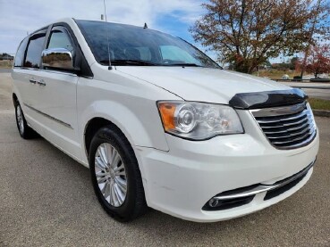 2012 Chrysler Town & Country in Buford, GA 30518