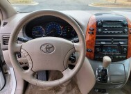 2006 Toyota Sienna in Buford, GA 30518 - 2042209 15