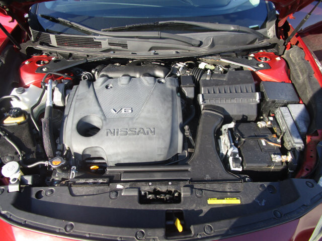 2017 Nissan Maxima in Tampa, FL 33604-6914 - 2042236 22