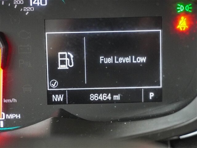 2018 Chevrolet Trax in Cincinnati, OH 45251-2402 - 2042661 6