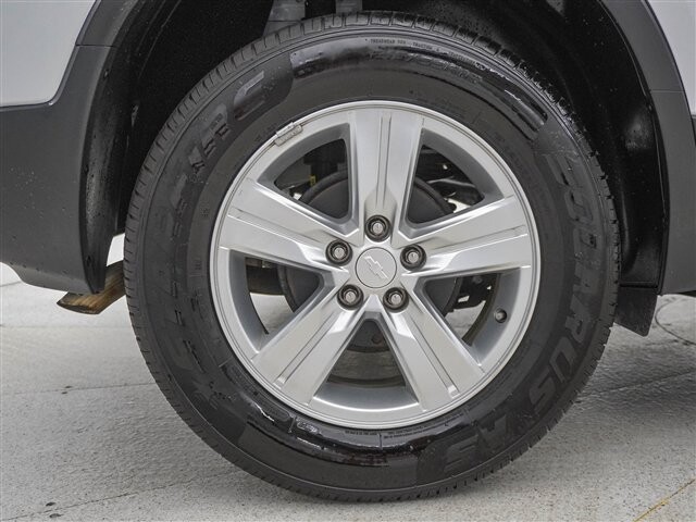 2018 Chevrolet Trax in Cincinnati, OH 45251-2402 - 2042661 47