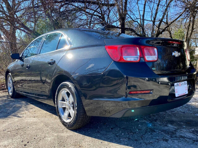 2015 Chevrolet Malibu in Commerce, GA 30529 - 2048566 14