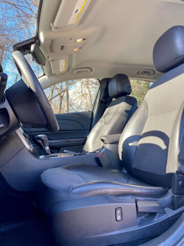 2015 Chevrolet Malibu in Commerce, GA 30529 - 2048566 7