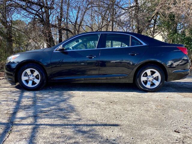 2015 Chevrolet Malibu in Commerce, GA 30529 - 2048566 11