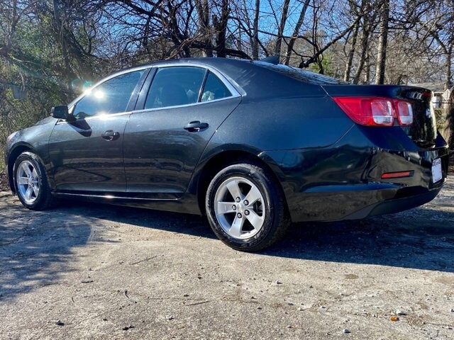 2015 Chevrolet Malibu in Commerce, GA 30529 - 2048566 39