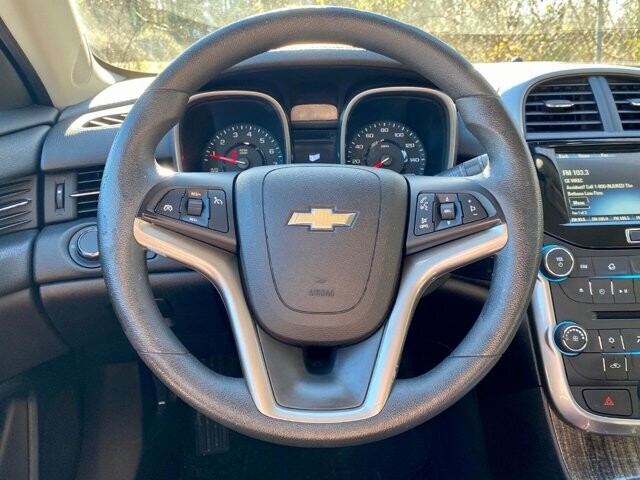 2015 Chevrolet Malibu in Commerce, GA 30529 - 2048566 41