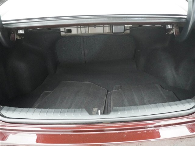 2018 Kia Optima in Cincinnati, OH 45251-2402 - 2049020 45