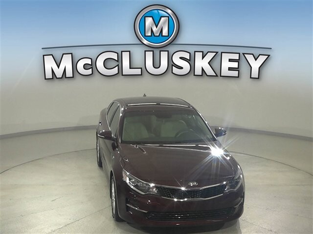 2018 Kia Optima in Cincinnati, OH 45251-2402 - 2049020 21