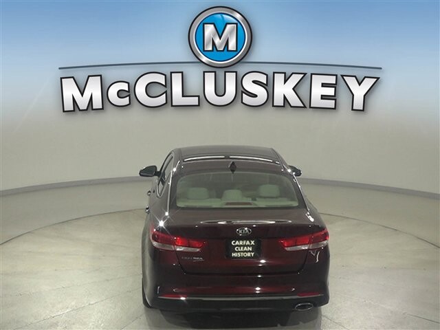 2018 Kia Optima in Cincinnati, OH 45251-2402 - 2049020 29