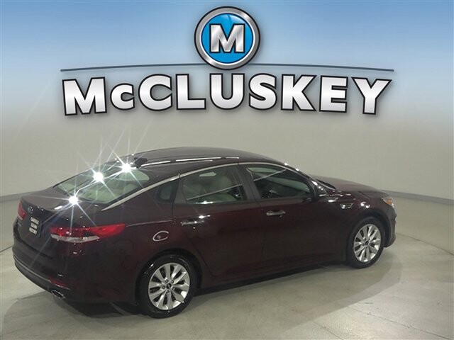 2018 Kia Optima in Cincinnati, OH 45251-2402 - 2049020 7