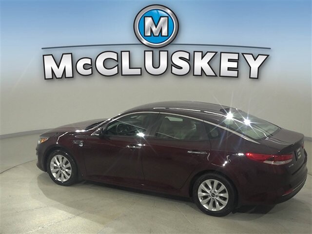 2018 Kia Optima in Cincinnati, OH 45251-2402 - 2049020 33
