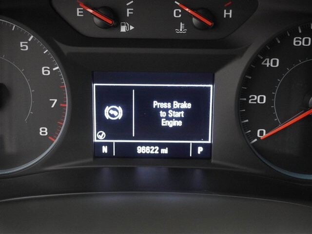 2019 Chevrolet Malibu in Cincinnati, OH 45251-2402 - 2051898 45