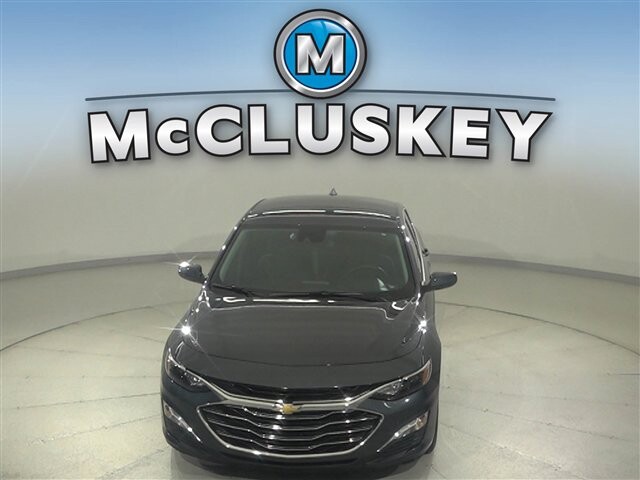 2019 Chevrolet Malibu in Cincinnati, OH 45251-2402 - 2051898 23