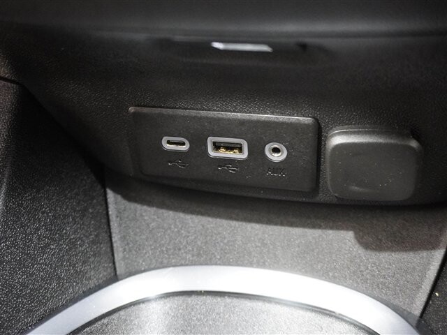 2019 Chevrolet Malibu in Cincinnati, OH 45251-2402 - 2051898 49