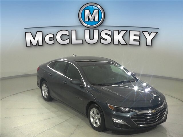 2019 Chevrolet Malibu in Cincinnati, OH 45251-2402 - 2051898 21