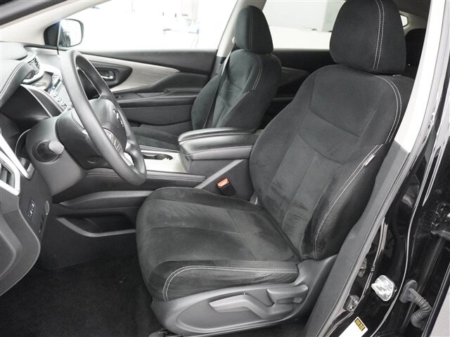 2018 Nissan Murano in Cincinnati, OH 45251-2402 - 2051899 12