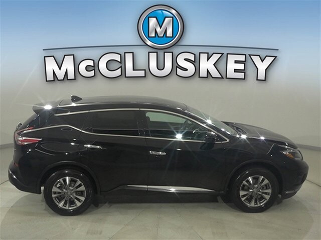 2018 Nissan Murano in Cincinnati, OH 45251-2402 - 2051899 17