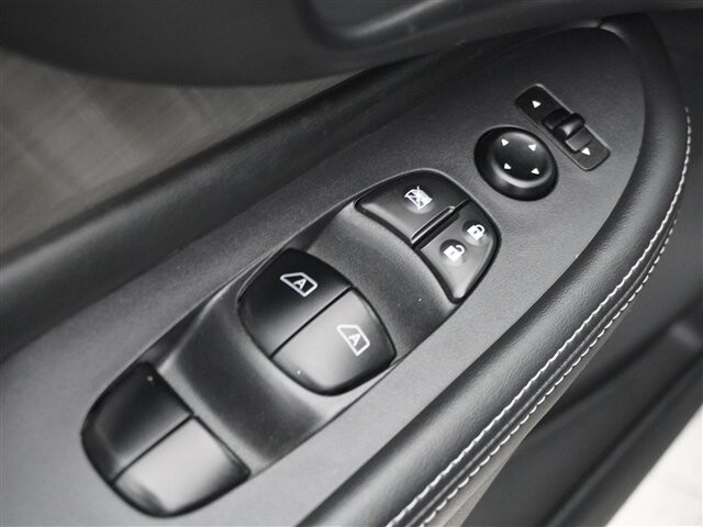 2018 Nissan Murano in Cincinnati, OH 45251-2402 - 2051899 22