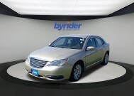 2014 Chrysler 200 in Waukesha, WI 53186 - 2052182 5